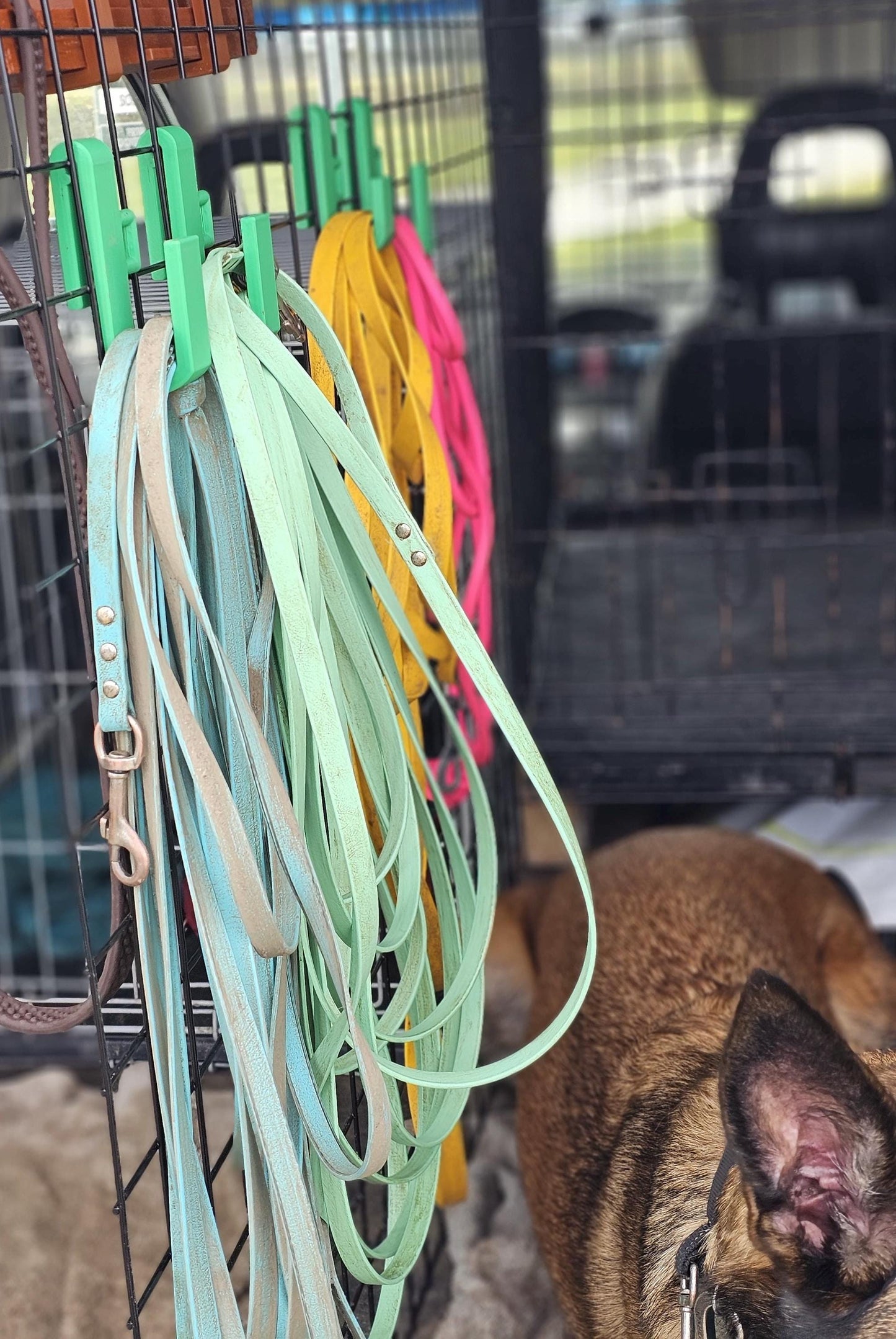 Dog Crate Hooks | Lead/Leash Holder for Dog Walkers & Owners | 3D Printed Easy Clip-on Organiser, No Installation Required