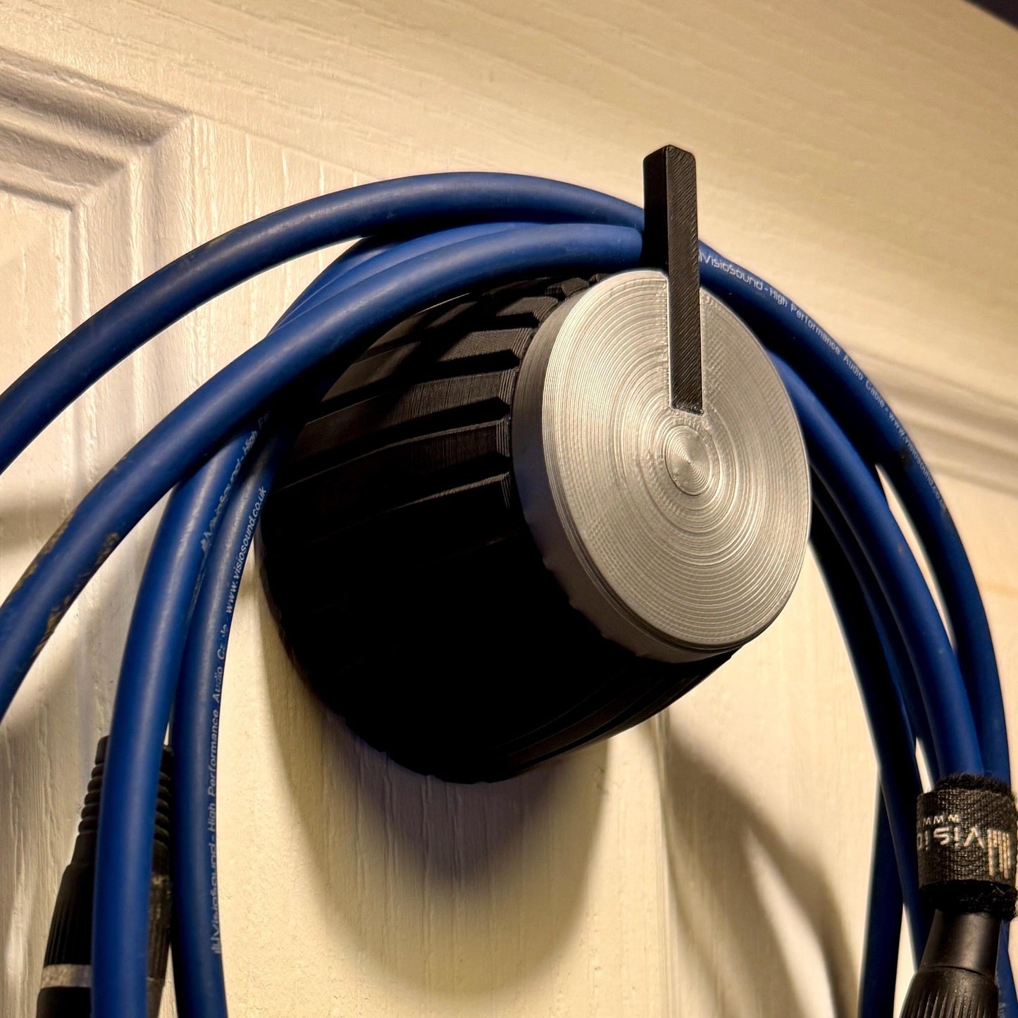 Amp Knob Cable Hangers | Guitar Amp Volume Dial