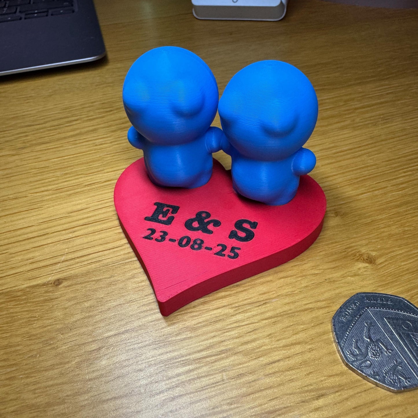 Cute Customisable Wedding Cake Topper | Cute Figurines on Heart Base with Initials & Date | Unique Keepsake for Special Occasions 