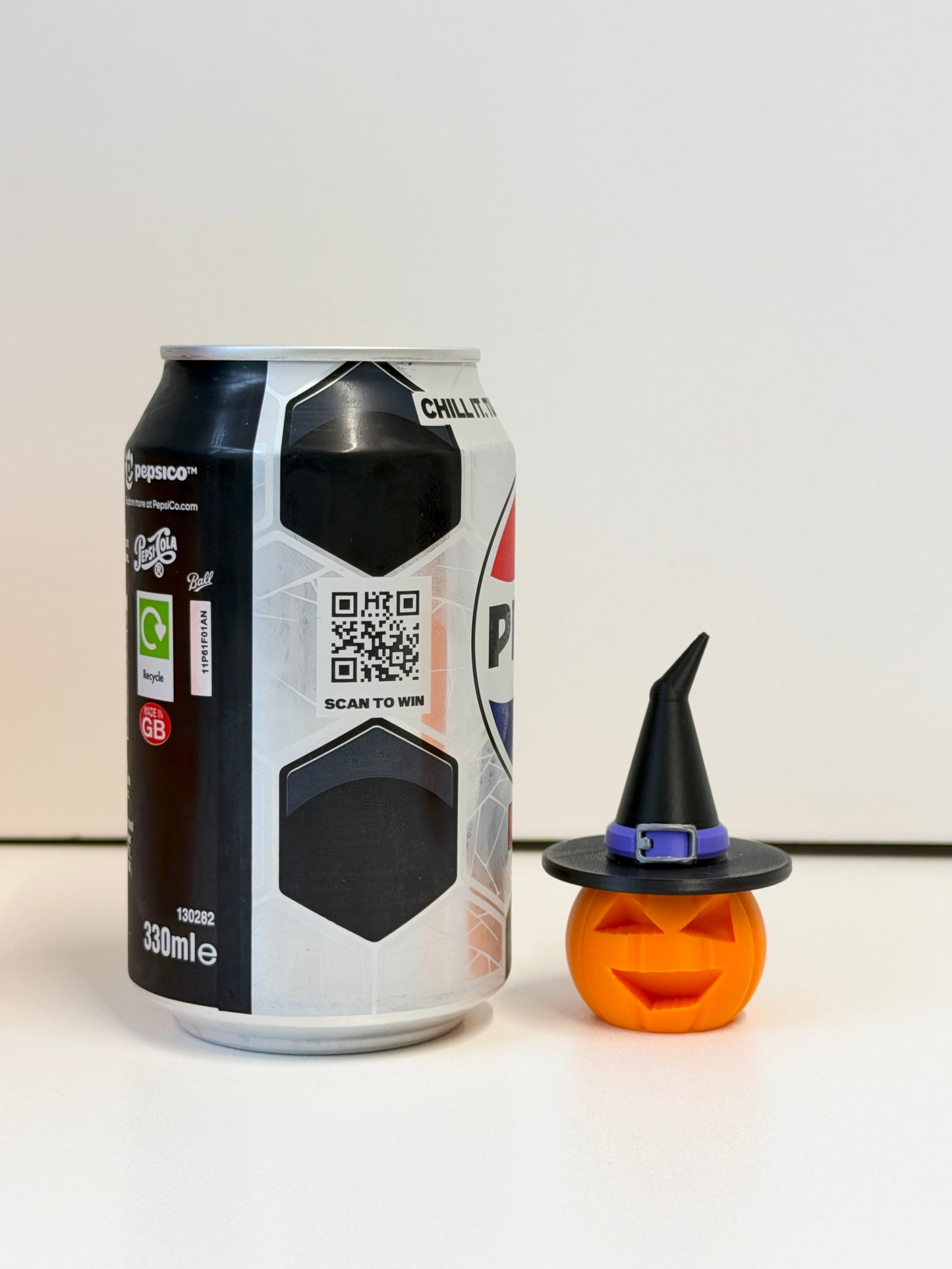 Halloween Pumpkin With Witches Hat Decoration | Seasonal Decor | Pumpkin Family