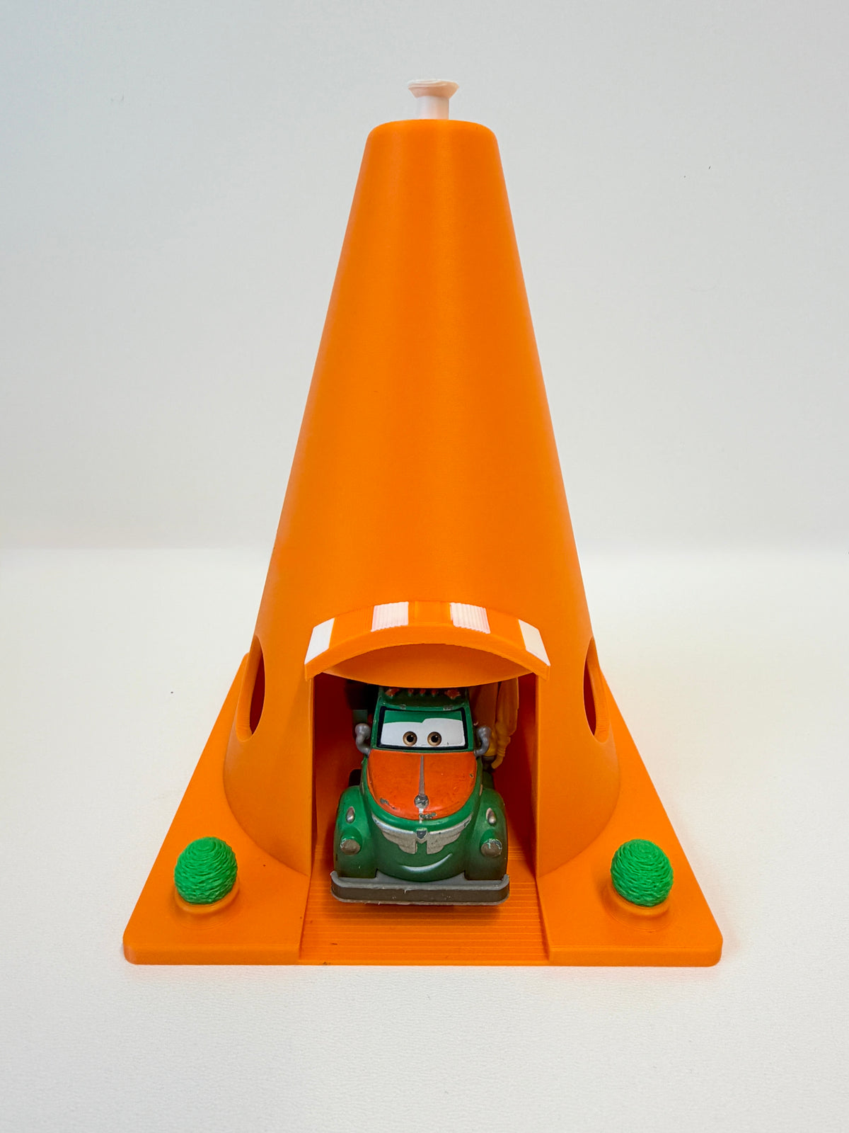 Cone Motel Garage 19.5cm/7.7 inch Tall – Toy Car Display Decoration – Storage Cone