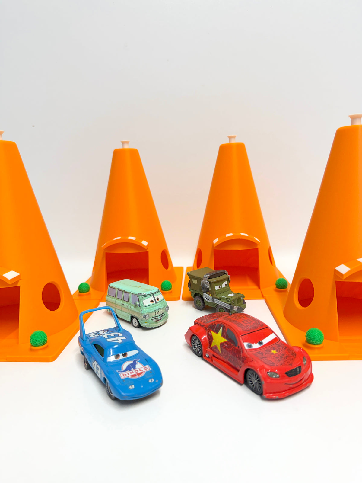Cone Motel Garage 19.5cm/7.7 inch Tall – Toy Car Display Decoration – Storage Cone