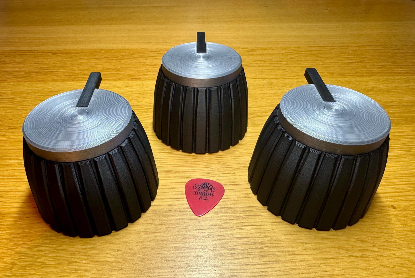 Amp Knob Cable Hangers | Guitar Amp Volume Dial