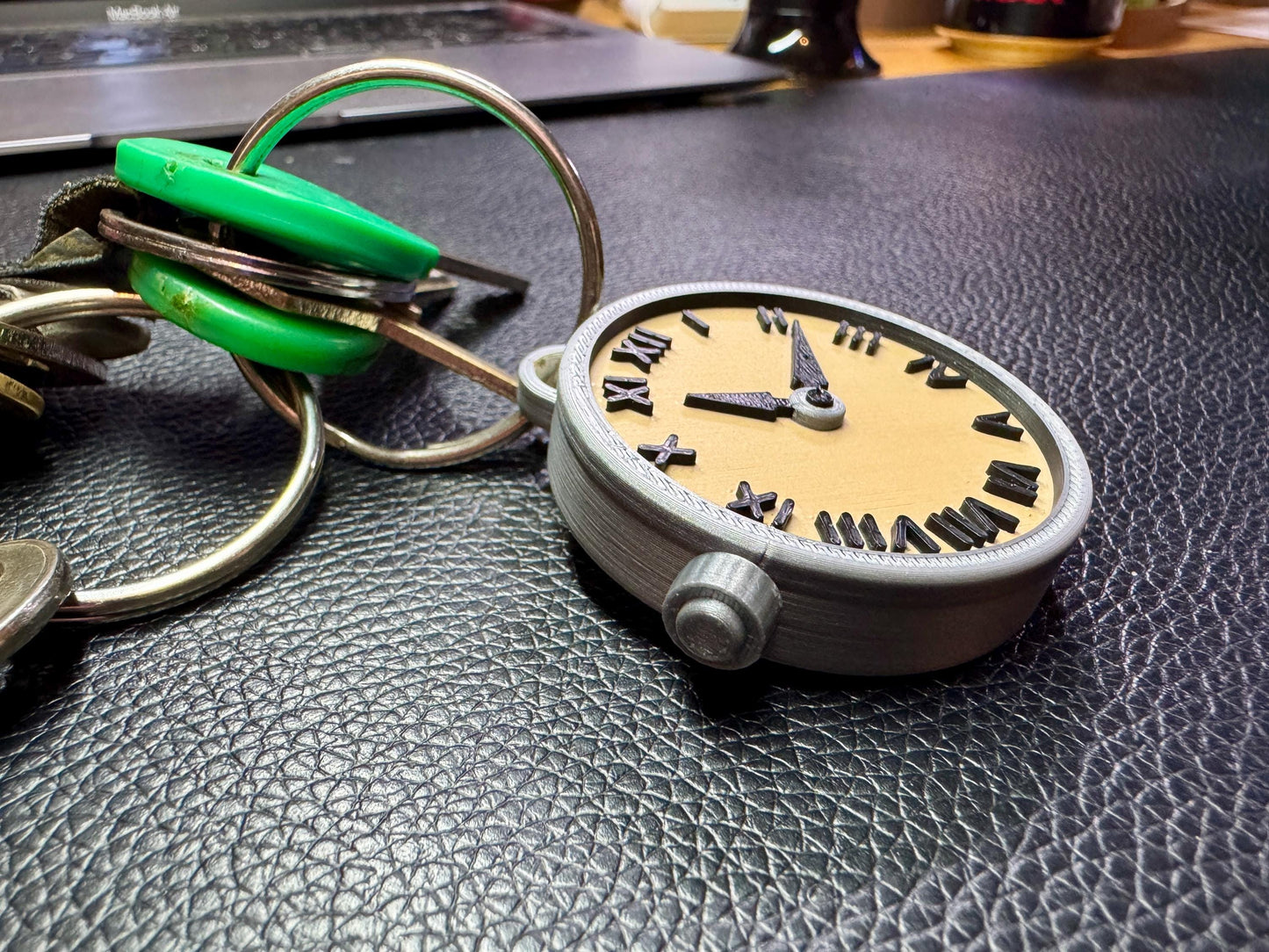 Vintage Pocket Watch Keyring Keychain 3D Print | Roman Numerals Clock