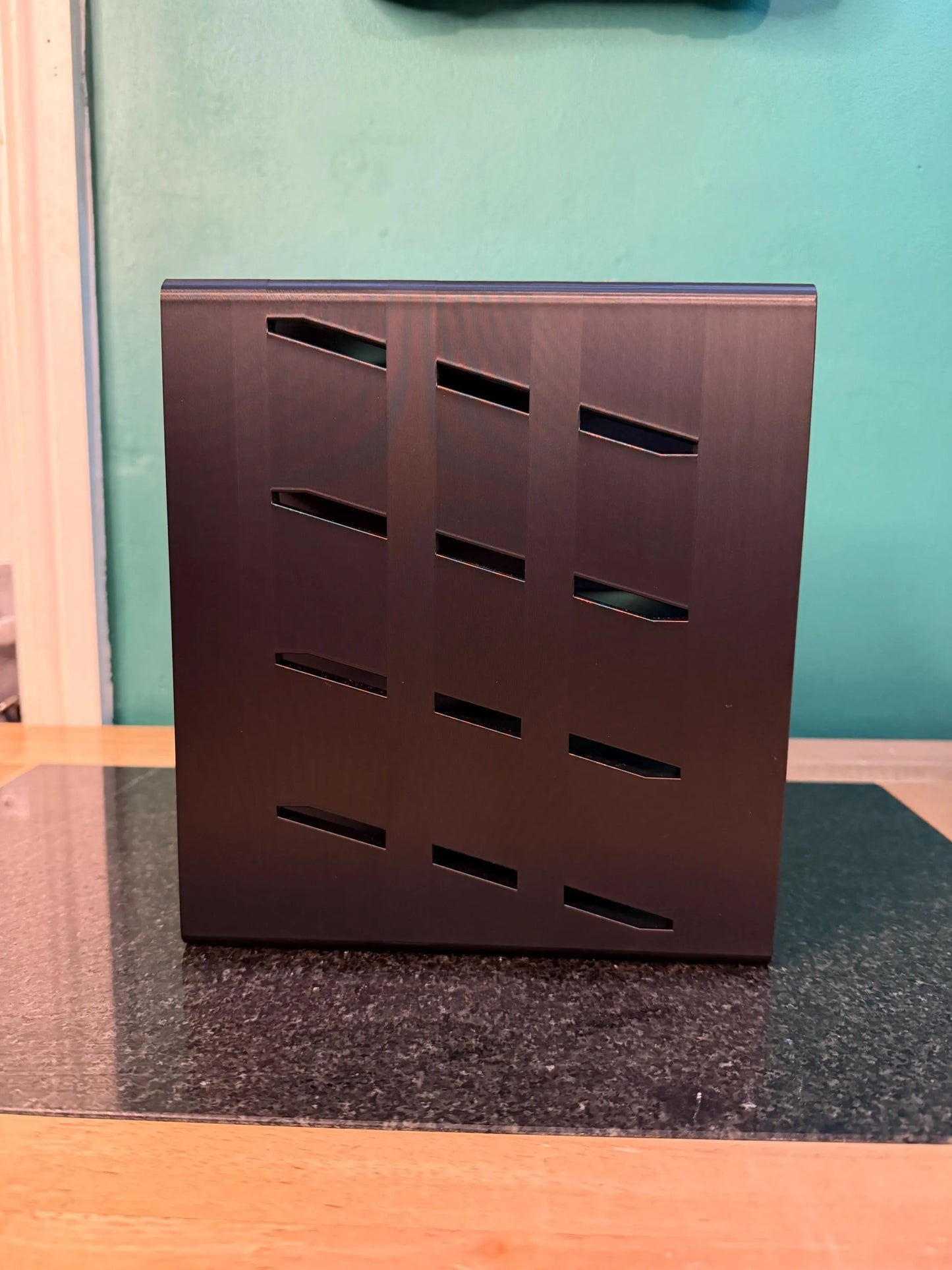 Display Shelf Unit for Seagate Backup Plus Hub SRD0PV1 - OR Drives that Fit 200x121x44mm - Hard Drive Storage Rack Desk Tidy