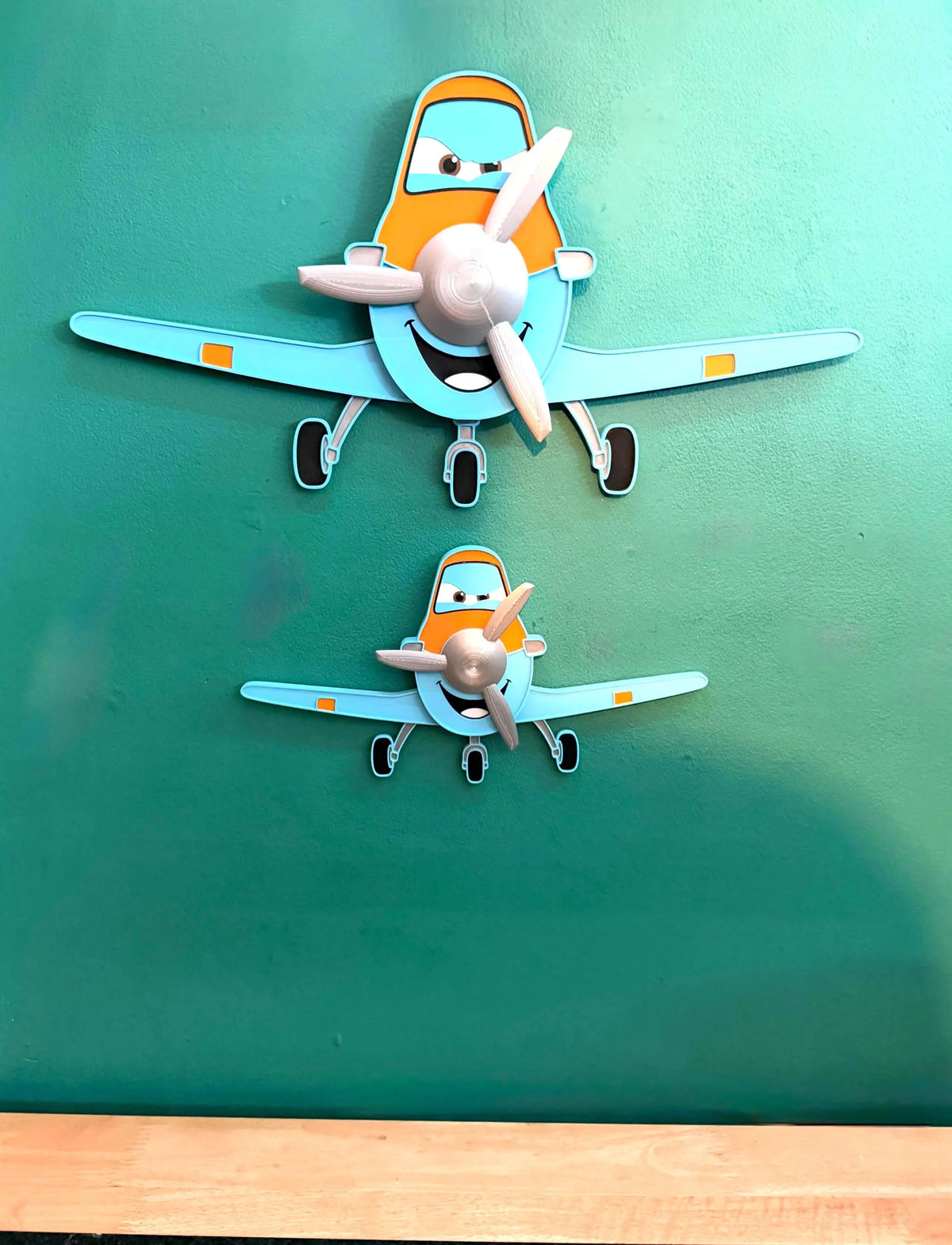 Decorative Plane Wall Sign | Large 43cm/17inch or Small 27cm/10.6inch | Bedroom Decor
